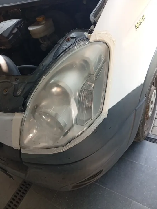 Renovace světlometu — Před
