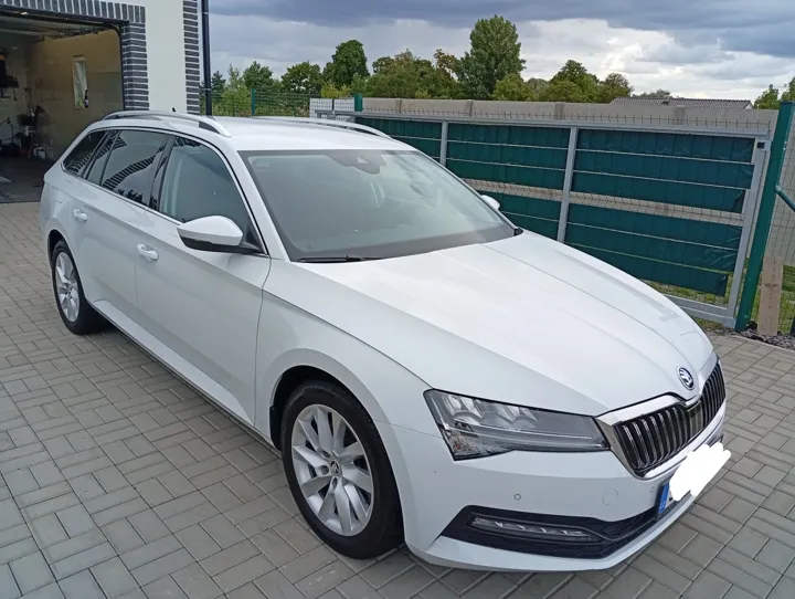 Škoda Superb · exteriér — Exteriér