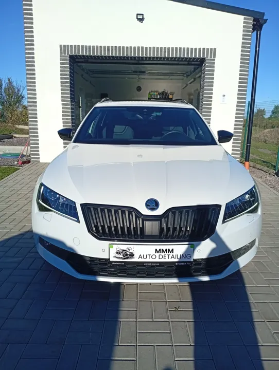 Škoda · exteriér — Exteriér